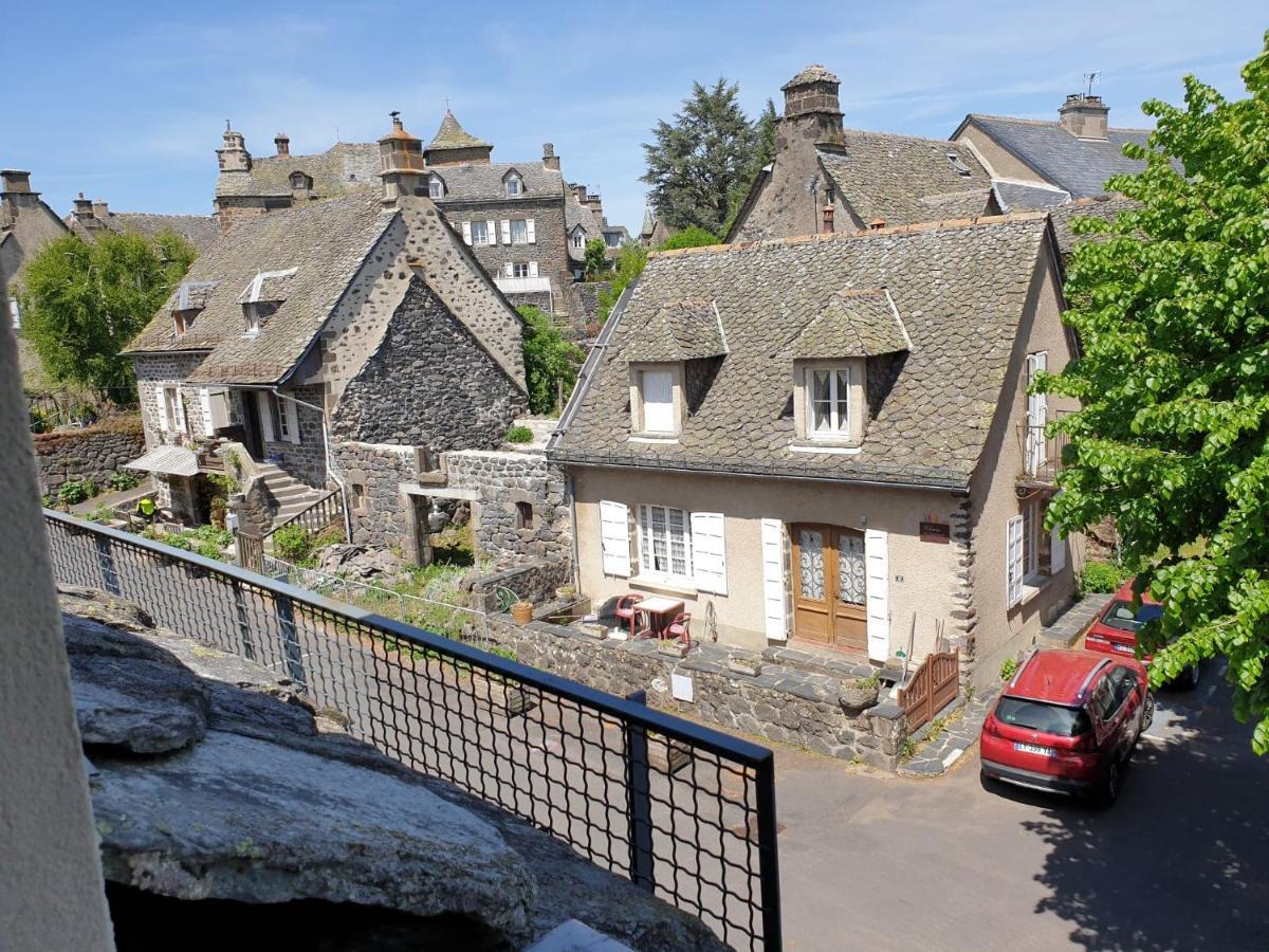 Logis Hotel Restaurant & Spa Les Remparts Salers Kültér fotó